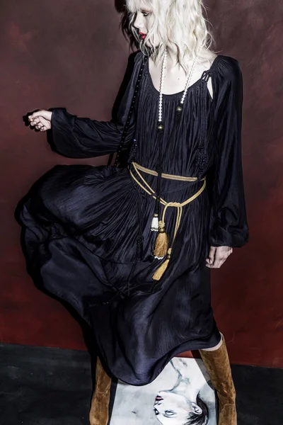 Look 10